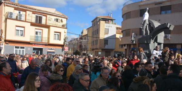 Manifestación histórica en Andorra por el Futuro de la provincia
