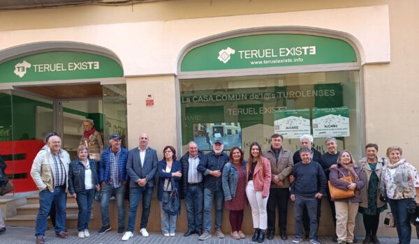 Teruel Existe abre su sede en Alcañiz en un acto que reivindica el movimiento ciudadano y político por las comarcas del Bajo Aragón